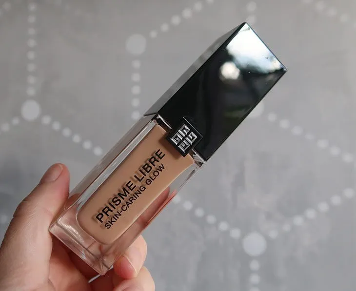 Testei bases para pele oleosa 8 TrololodeMulher prisme-libre-glow